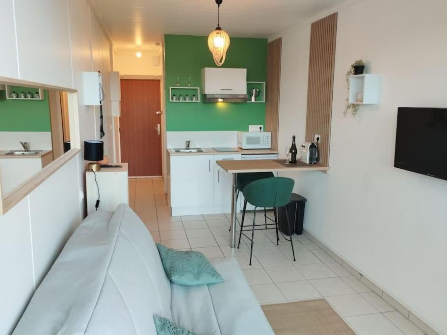 Studio Vue Mer - Plage De Trestraou Перос-Гирек Екстериор снимка
